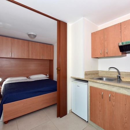 מלון גאליפולי Camping La Vecchia Torre מראה חיצוני תמונה