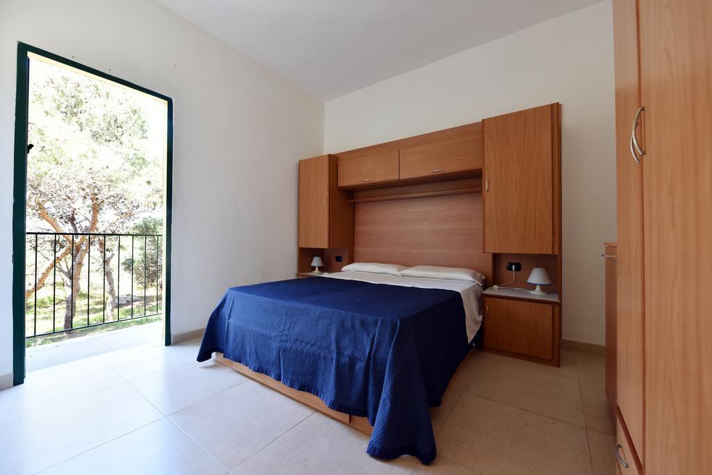 מלון גאליפולי Camping La Vecchia Torre מראה חיצוני תמונה